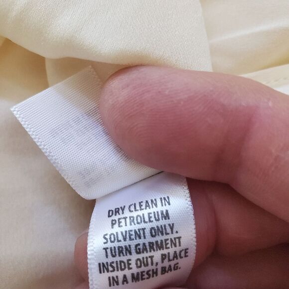 ✨ ST. JOHN ✨ Hand Beaded Poncho Gown - [Large, Ivory] - Picture 13 of 13